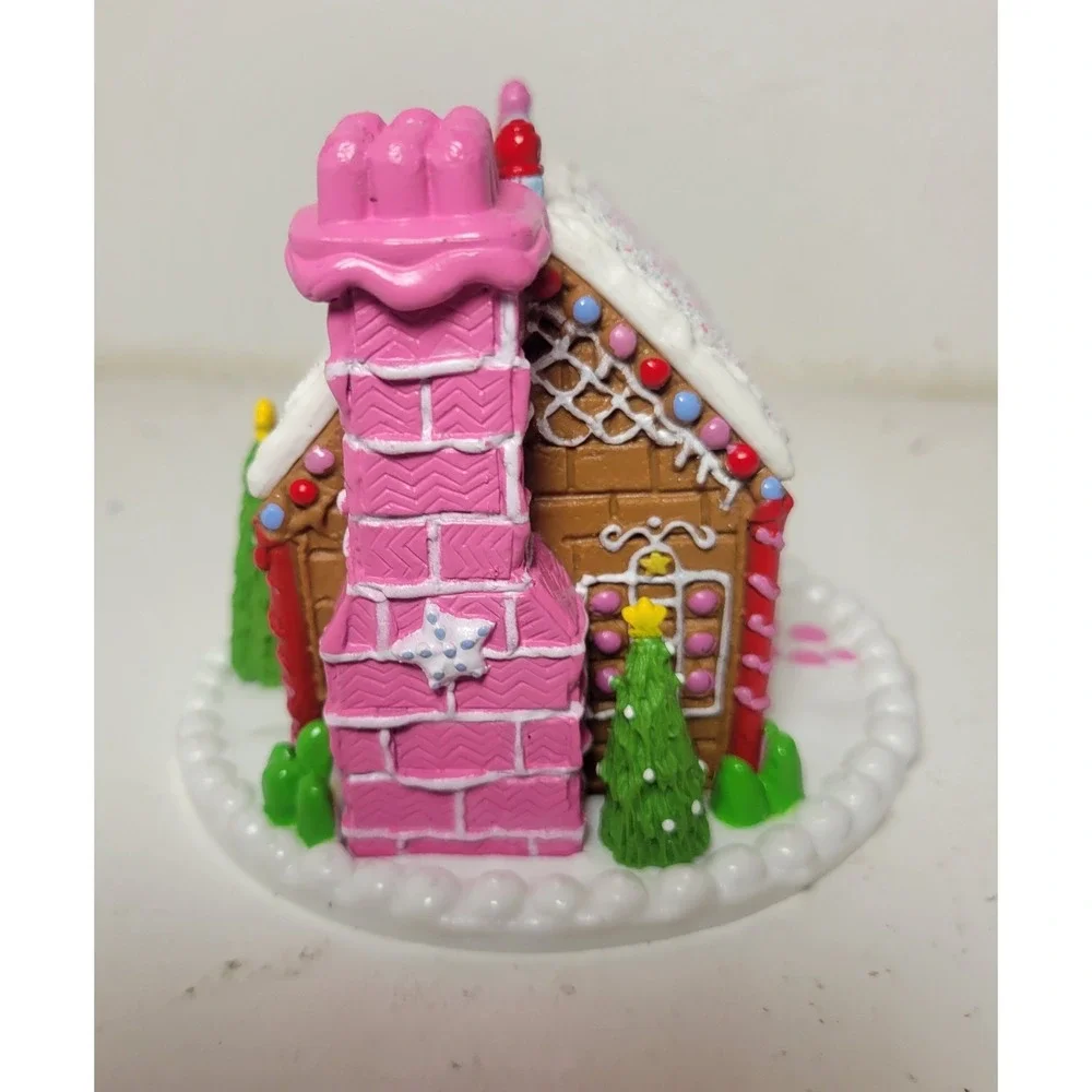 American Girl Wellie Wishers 2012 Gingerbread House Accessory